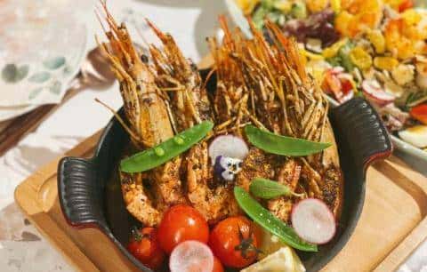 美食博主释一刀挖呀挖呀挖