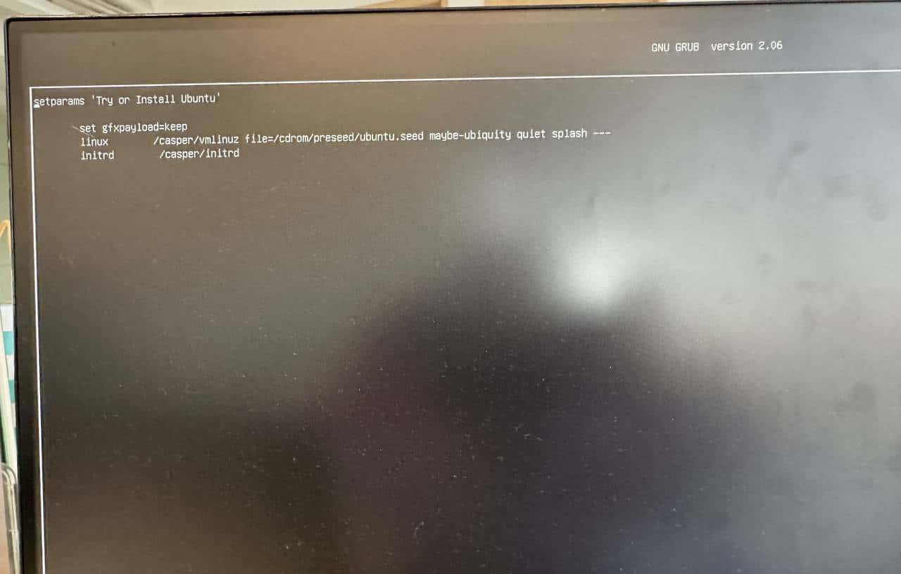 Ubuntu在强制重启后出现问题，---[ end kernel panic - not syncing: Attempted to kill init! exit code=0x00000100]-
