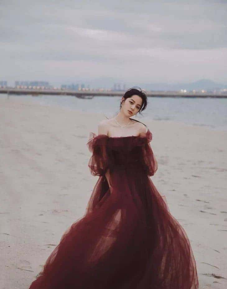 刘诗诗100%的红、娜娜50%的红,和IU 10%的红(红火安康)