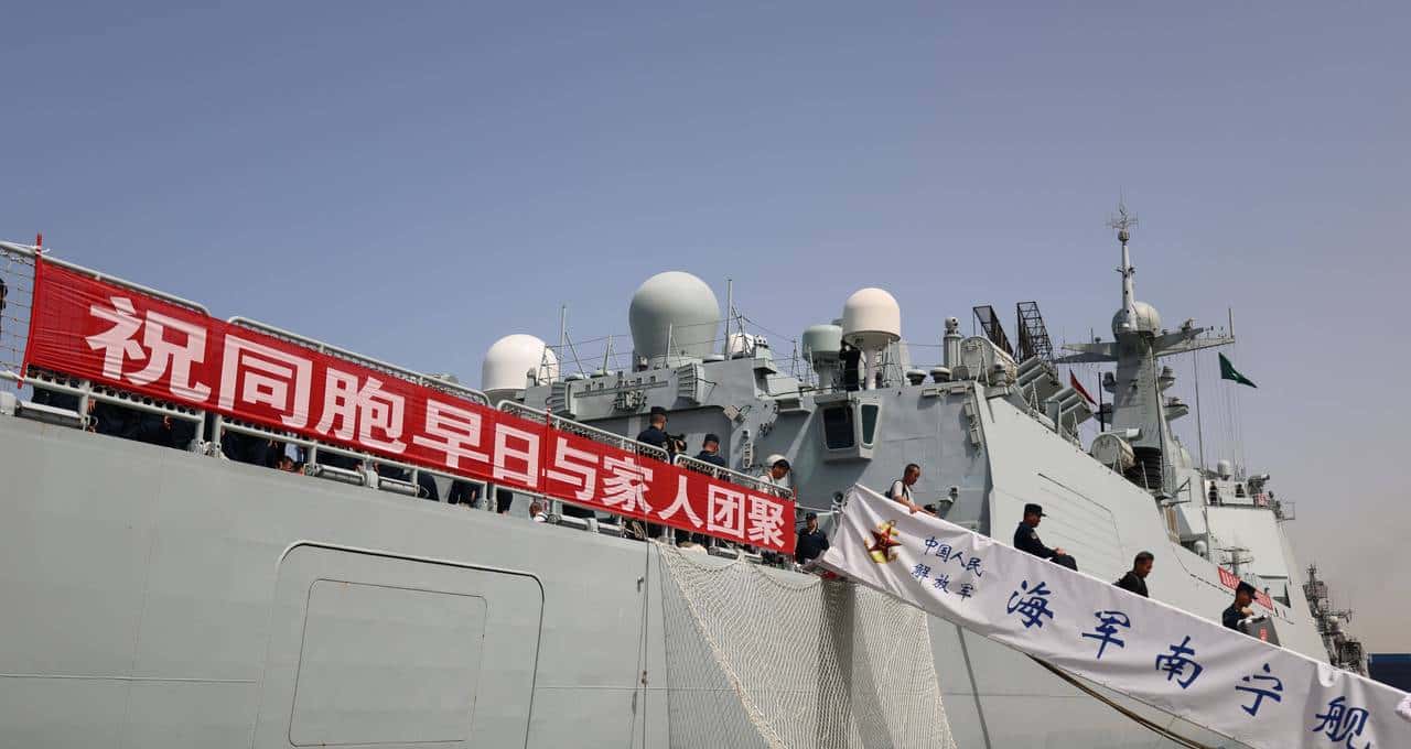 《X者》、《X林》的回旋镖,几十年后扎向了洋大人