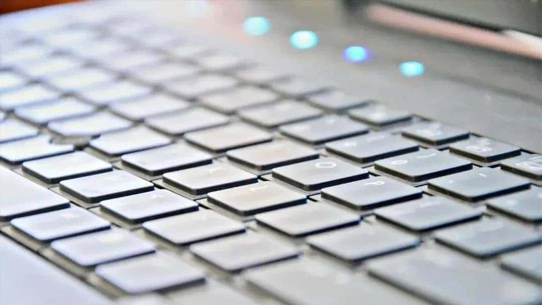 电脑键盘打字不显示字出来怎么办?解决方法在这里,必定能帮到你