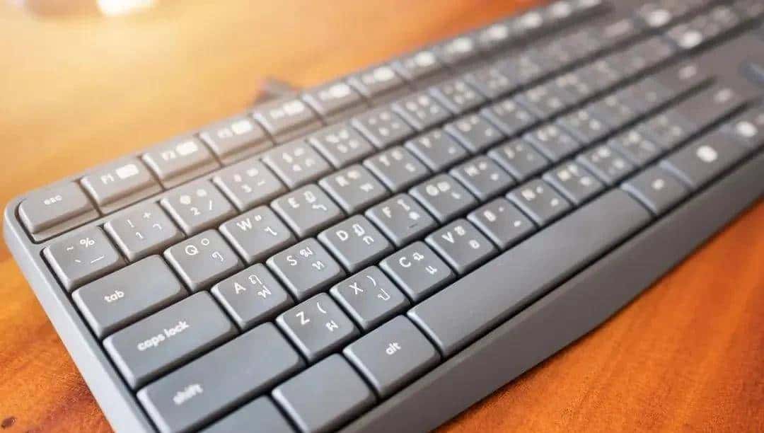 电脑键盘打字不显示字出来怎么办?解决方法在这里,必定能帮到你