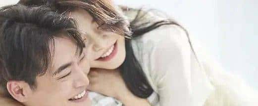 女人要知道,多和男人聊这4个话题,会很容易让他对你产生好感!