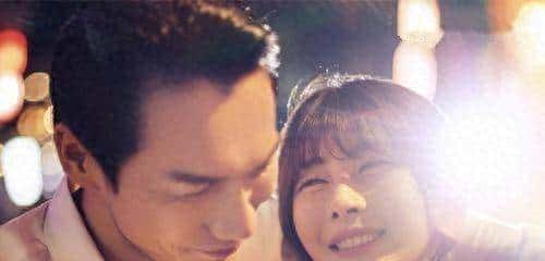 女人要知道，多和男人聊这4个话题，会很容易让他对你产生好感！