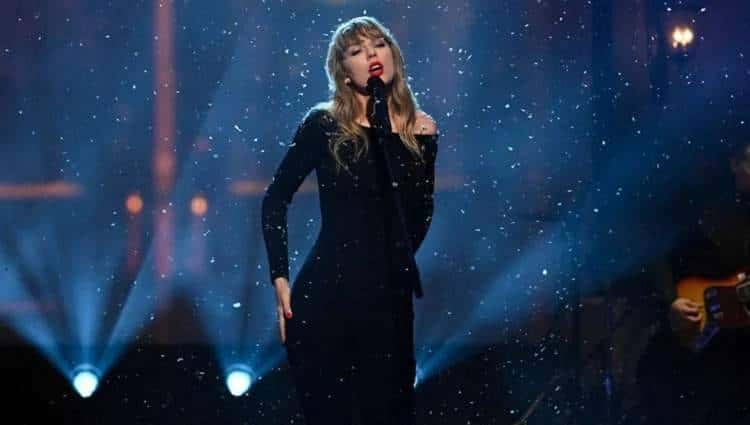 十几年了,霉霉怎么越来越红