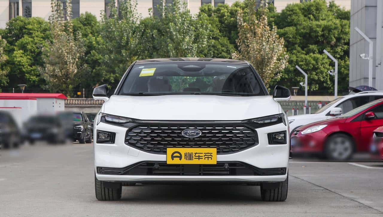 焕新蒙迪欧实测 261马力适配驾趣与家用场景