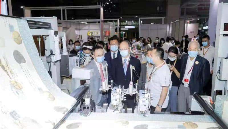 中国纺联秋季联展 | 奋进于当下，收获在金秋，进发“十四五”新征程