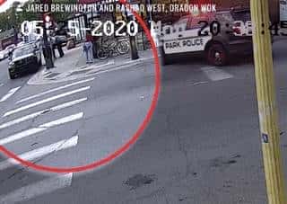 “跪死”黑人的警察被起诉谋杀，妻子选择离婚！起诉书里描述了当天的一切