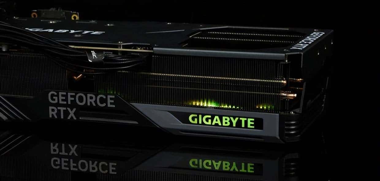 RTX4080显卡DLSS3测试详解：画质不变帧数提升40%