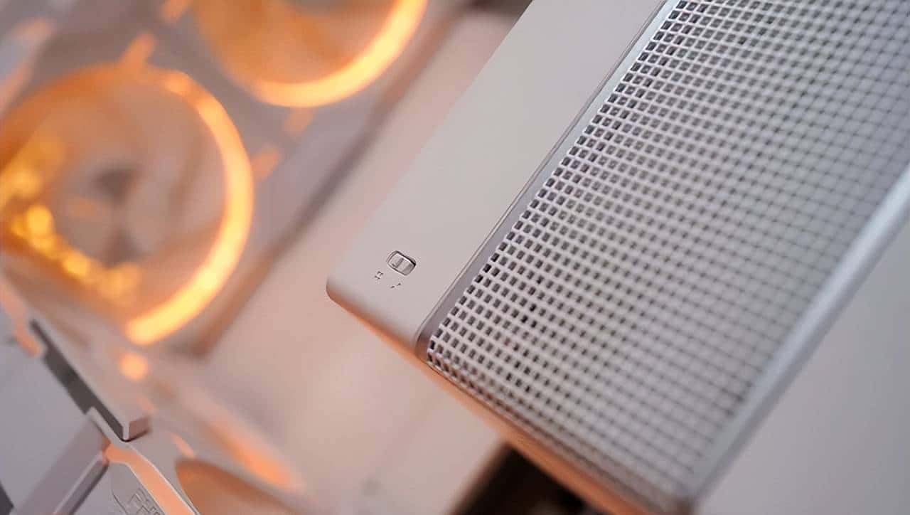 让主板I/O接口触手可及! SSUPD 星舰 Xhuttle 右侧形态装机方案展示