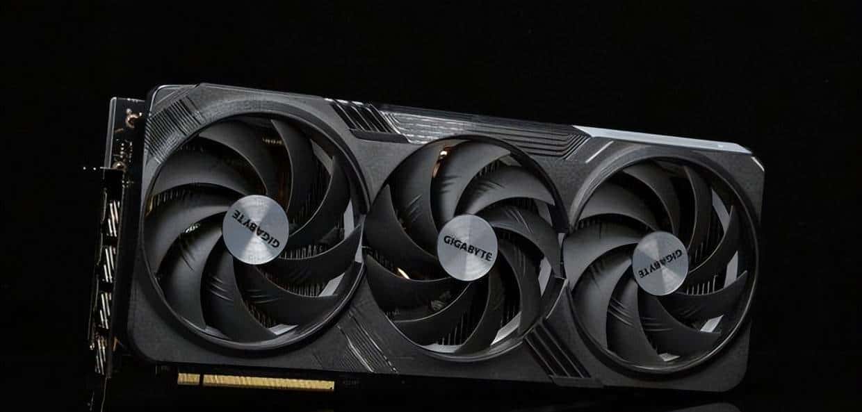 RTX4080显卡DLSS3测试详解：画质不变帧数提升40%