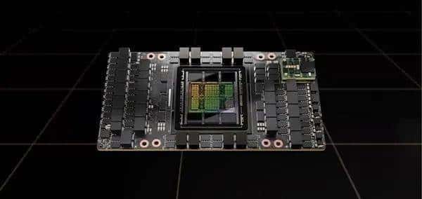 单卡功耗700W！英伟达“核弹级”GPU发布：4nm工艺，18432个核心