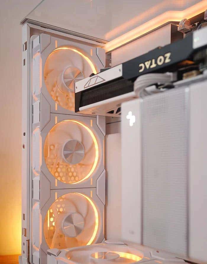 让主板I/O接口触手可及! SSUPD 星舰 Xhuttle 右侧形态装机方案展示