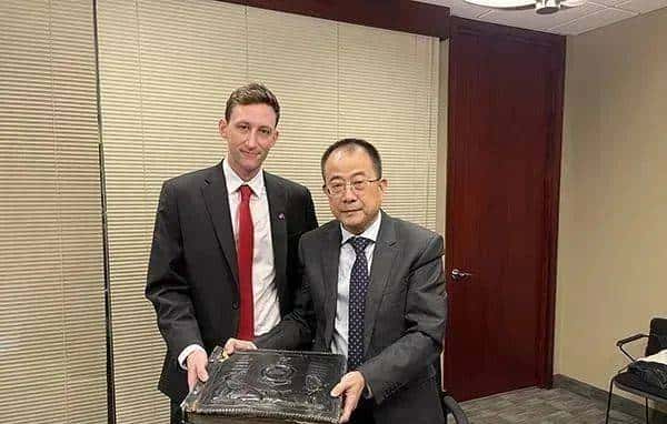 美国小伙埃文·凯尔收到了总台“春晚等着你”邀约