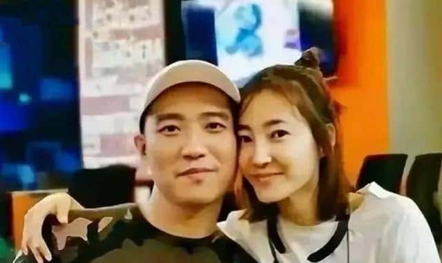 诈骗14亿,看到金条茅台法拉利被拍,才知道王丽坤夫妇活得多奢靡