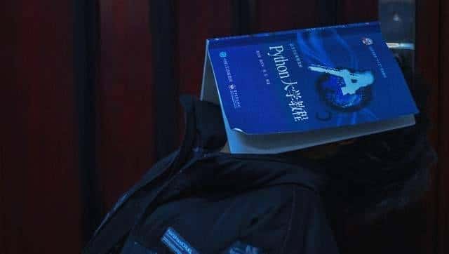 行政姐妹别熬了!Python25 分钟搞定 50 人工牌 零错漏 模板代码直接领