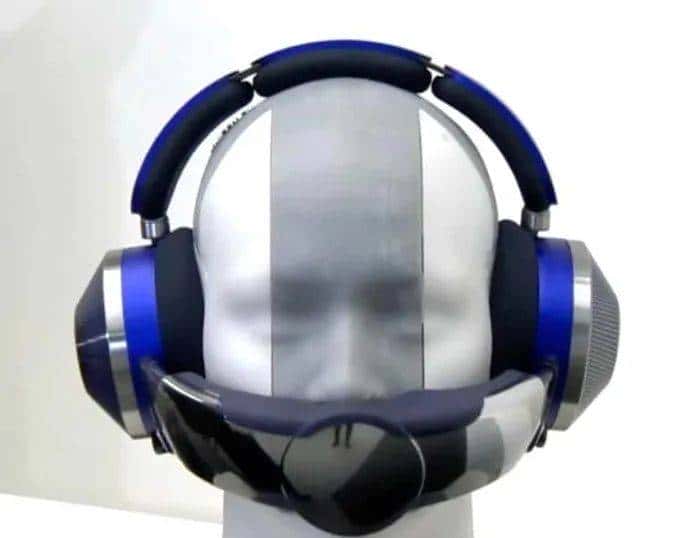 戴森发布了一款戴在嘴巴上的耳机，我还以为愚人节提前来了呢