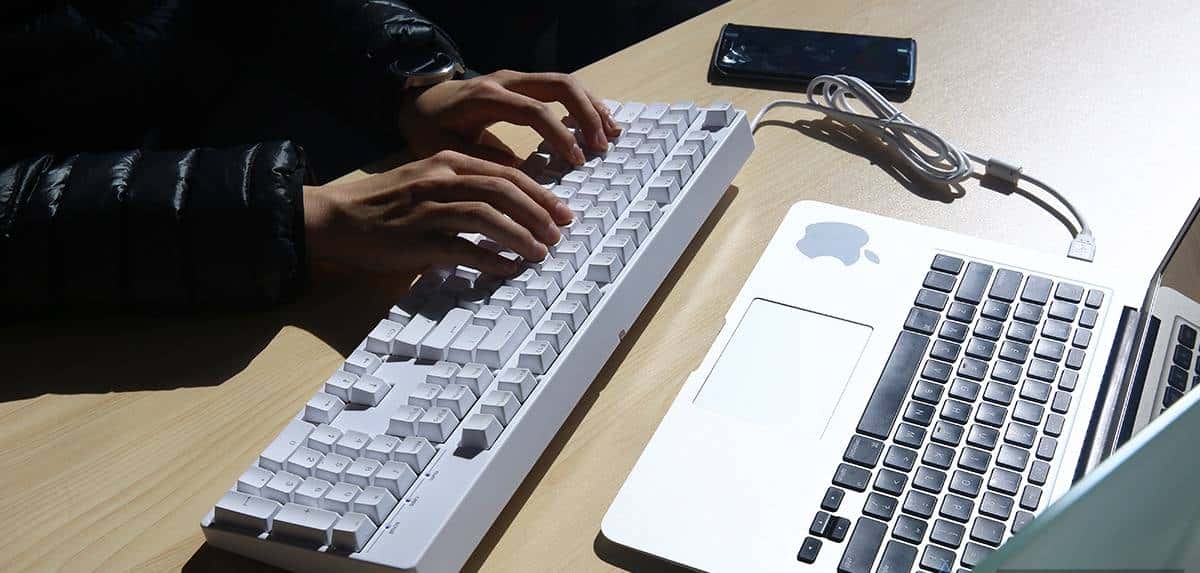 Mac用户的福音！这款完美支持双系统的机械键盘你不能错过！