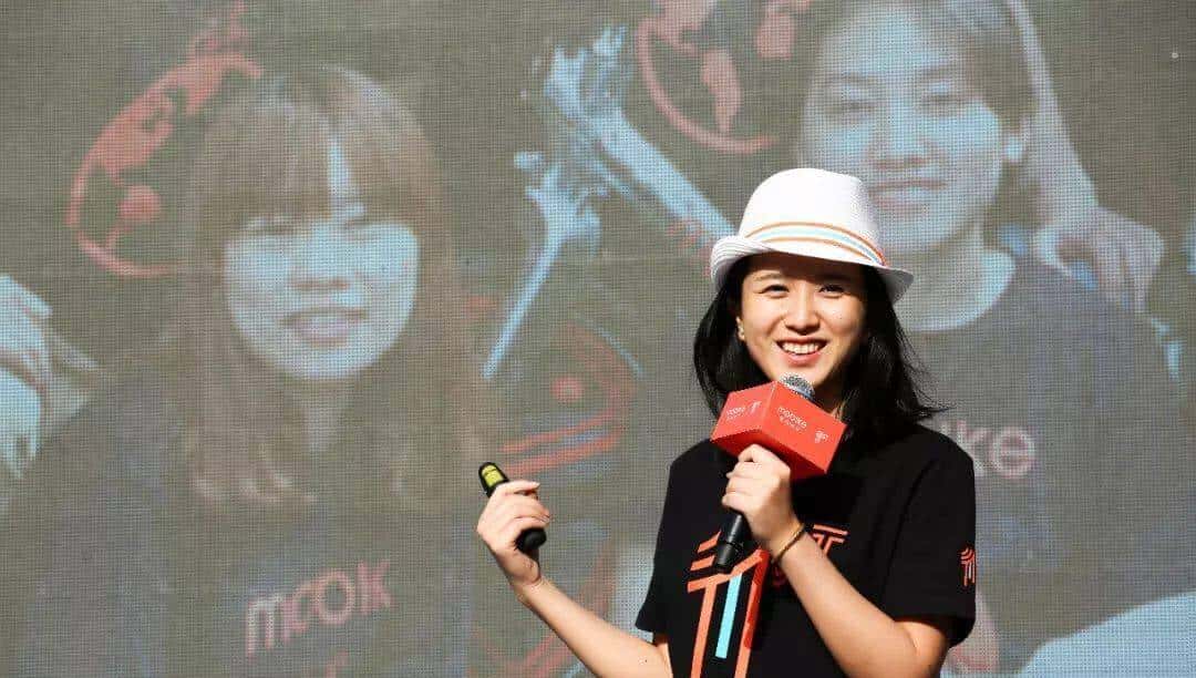 “你的同龄人正在抛弃你”刷屏！谁在利用你的焦虑赚钱？