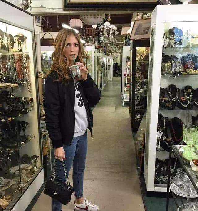 杨幂小贝的65元布鞋,刘雯最新款网红鞋,17年这些运动鞋要火