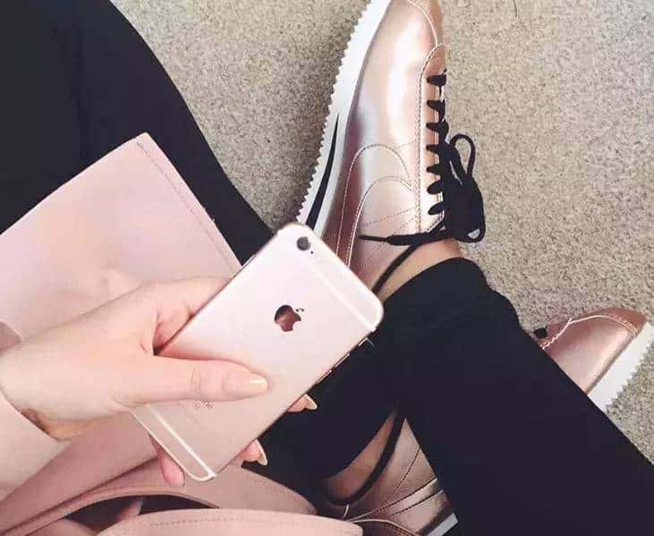 杨幂小贝的65元布鞋,刘雯最新款网红鞋,17年这些运动鞋要火