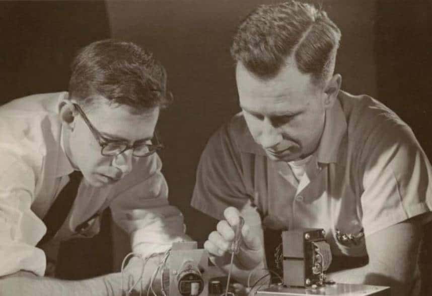 机器学习中的函数（1）- 激活函数和感知机