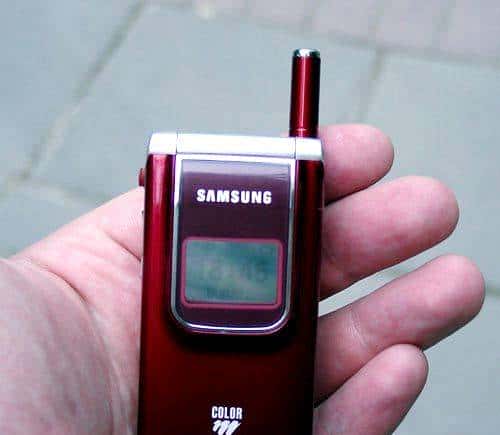 手机编年史：你还记得那些年的彩屏手机吗？