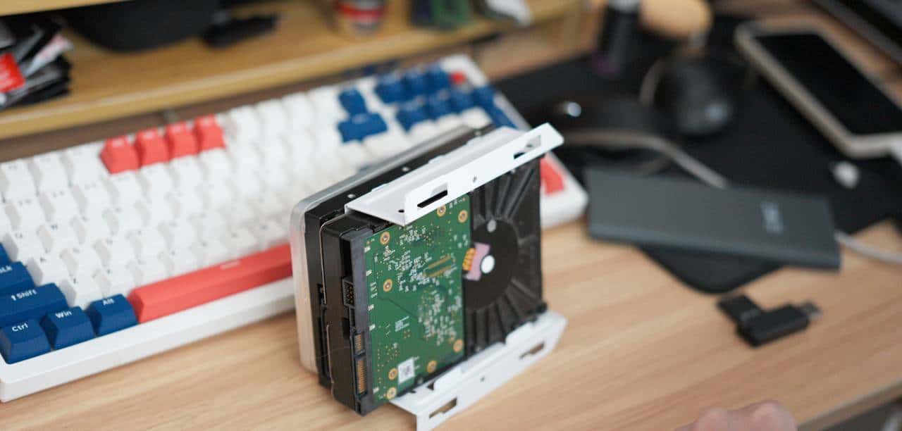 中柏N100ProII测评 扩SATA口3.5硬盘供电 NAS PVE OpenWRT路由 黑群晖