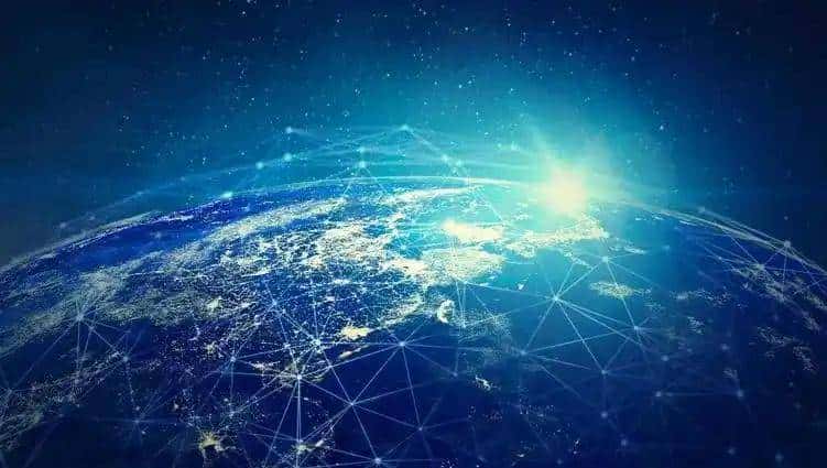 搞“AI 套壳”，为什么有人靠它估值十亿，有人却在堆屎山代码