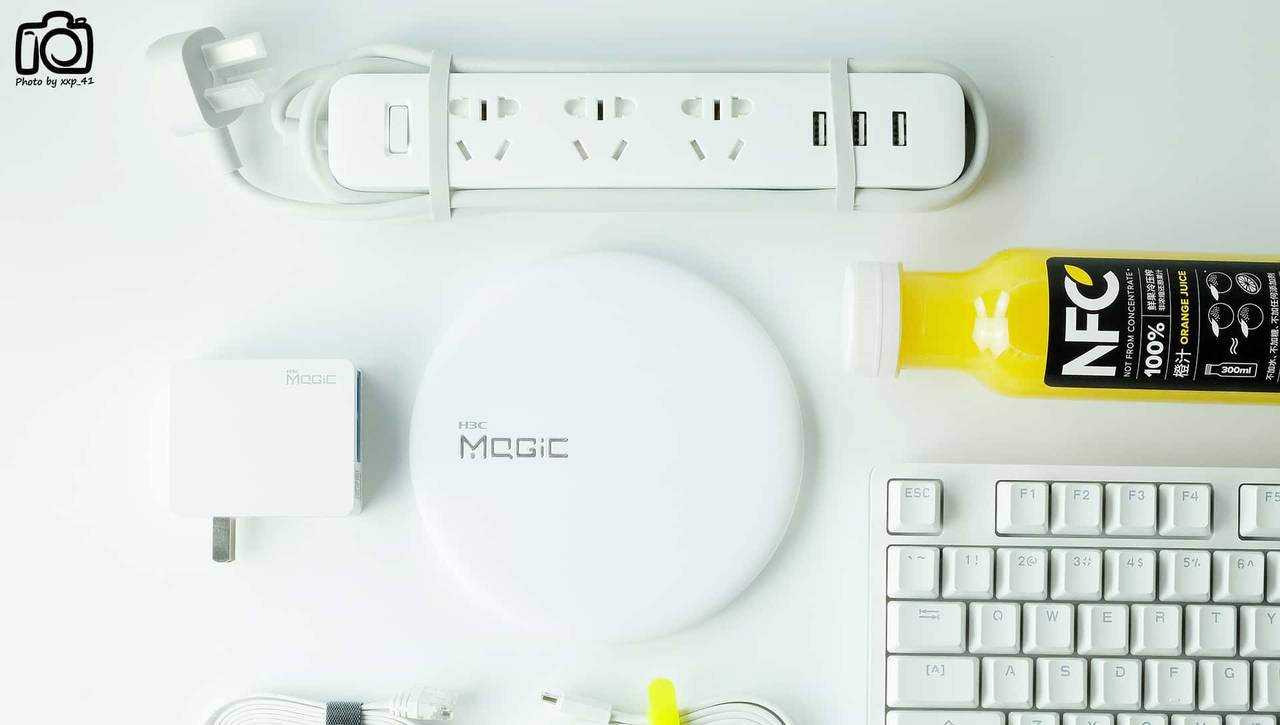 简约派无线路由:H3C 华三 Magic B1千兆无线路由器