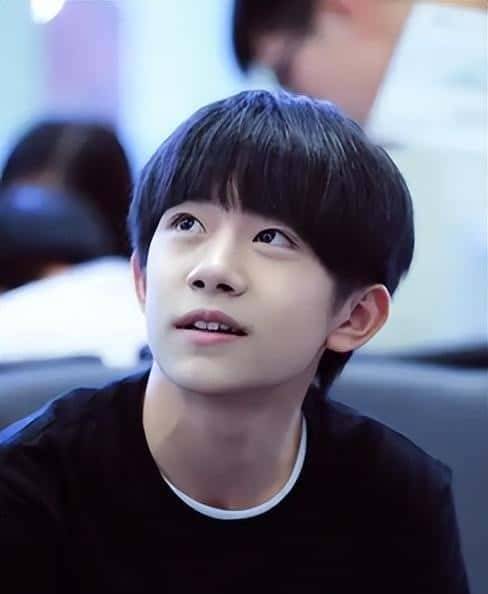 舒淇锐评易烊千玺，不提演技二字，却一针见血，句句戳观众心坎