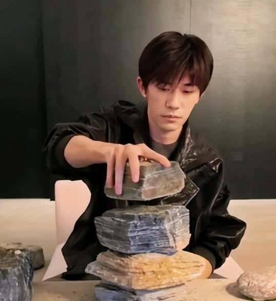 舒淇锐评易烊千玺，不提演技二字，却一针见血，句句戳观众心坎