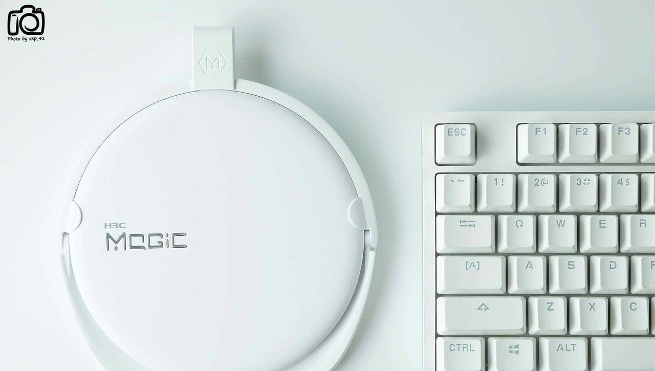 简约派无线路由:H3C 华三 Magic B1千兆无线路由器