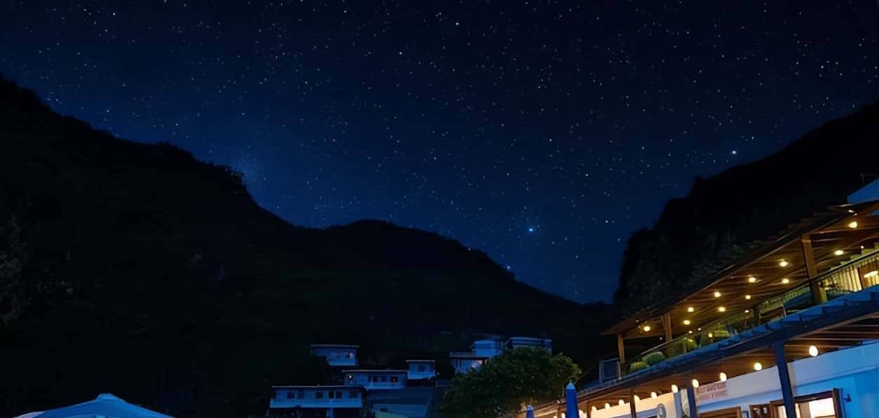 藏在北纬30°的秘境森林？鄂西坪坝营4日玩法太绝了