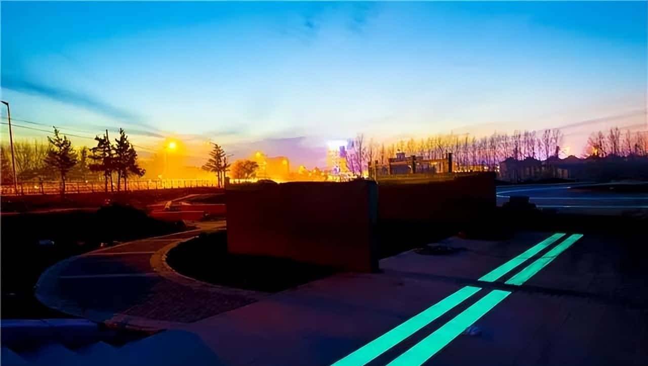 「工艺·前沿」发光、自修复、外太空材料…混凝土还能这么玩？