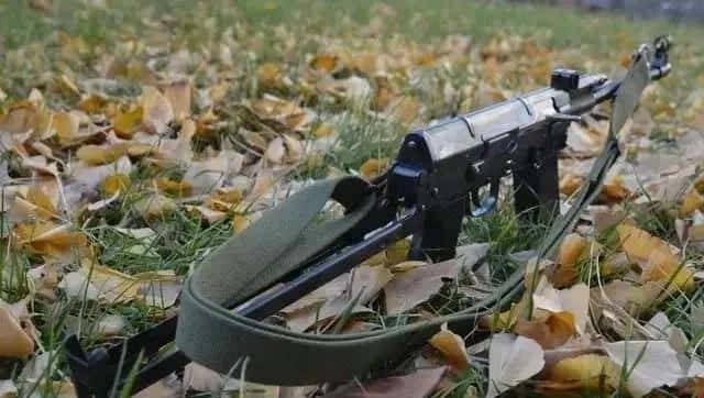 小AK—中国79式冲锋枪