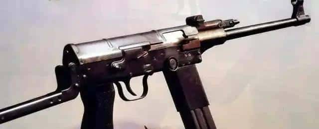 小AK—中国79式冲锋枪