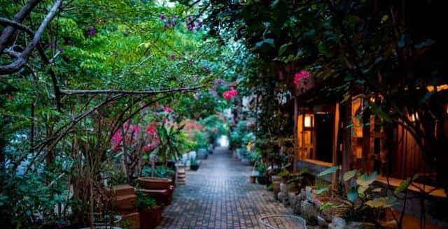 连当地人都吐槽“六无”的邕州老街，建成十余年就彻底凉凉了？