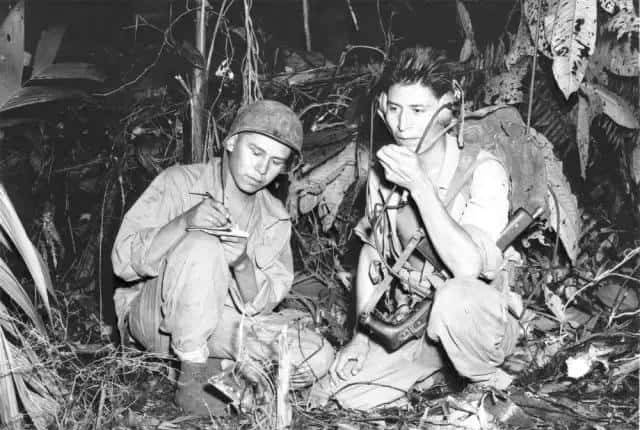绝了！对越作战中为防止通讯被窃听，解放军用温州战士当通讯员