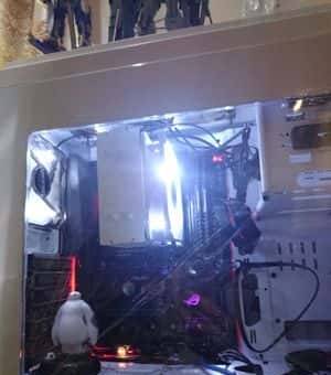 穷人的装机之路——咬牙来一套纯白机箱如何？