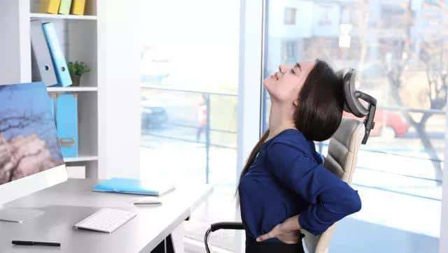 久坐引起的腰酸背痛，你以为站着就能解决？