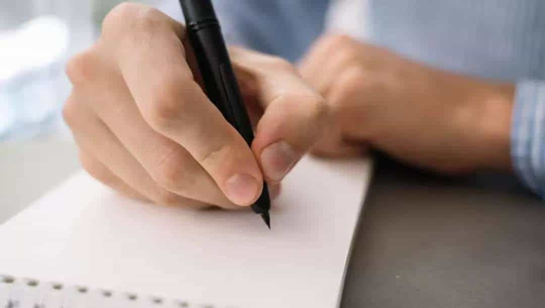 AI写材料必备提示词（收藏备用）