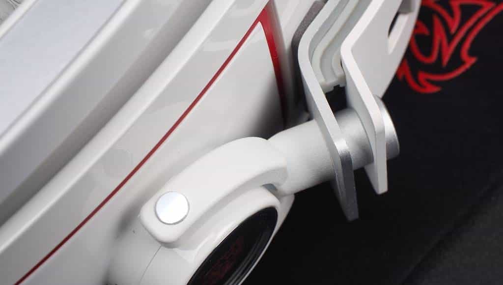 曜越Tt eSPORTS Level 10M 游戏耳机评测