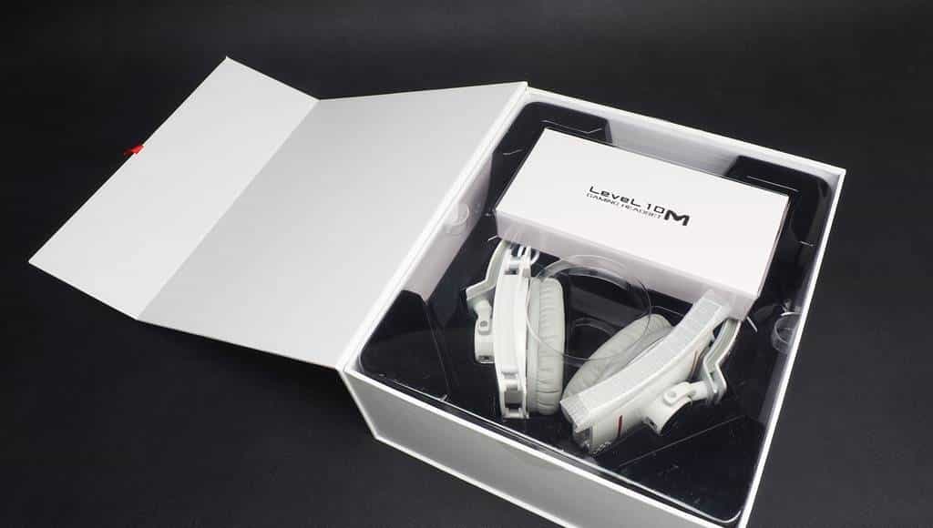 曜越Tt eSPORTS Level 10M 游戏耳机评测