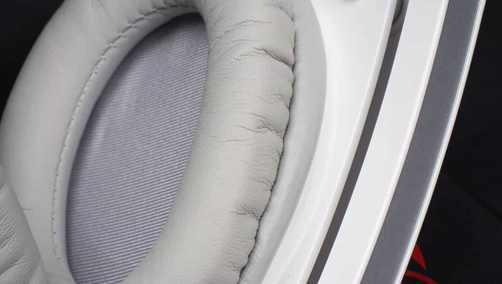 曜越Tt eSPORTS Level 10M 游戏耳机评测