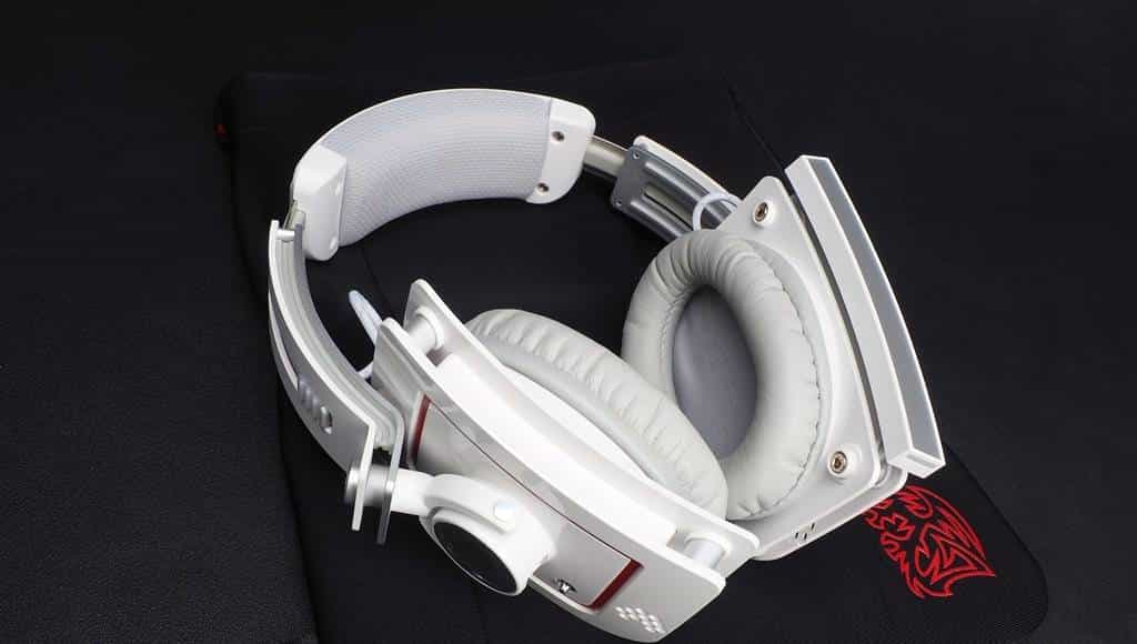 曜越Tt eSPORTS Level 10M 游戏耳机评测