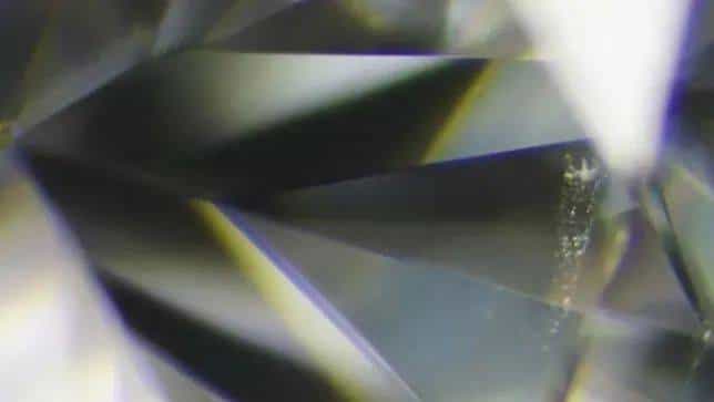 如何成为居家钻石鉴定师