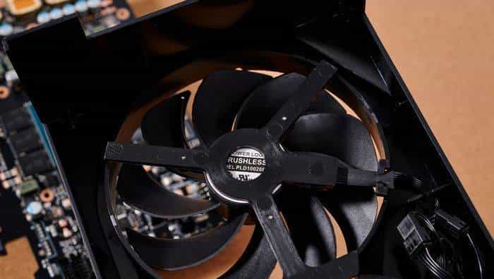 技嘉 GeForce RTX 4070 MASTER显卡评测:中端显卡的顶级之作