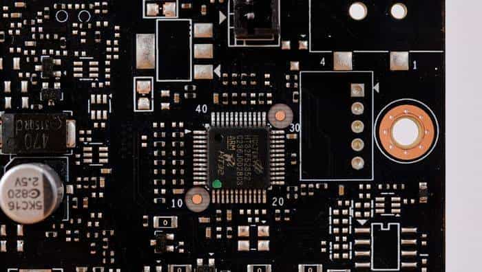 技嘉 GeForce RTX 4070 MASTER显卡评测:中端显卡的顶级之作