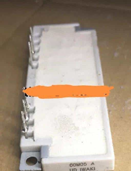 拆解松下伺服驱动器的电阻